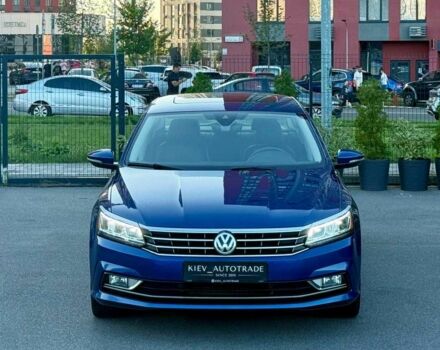 Синий Фольксваген Пассат, объемом двигателя 1.8 л и пробегом 246 тыс. км за 13900 $, фото 4 на Automoto.ua