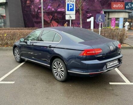 Синий Фольксваген Пассат, объемом двигателя 1.97 л и пробегом 66 тыс. км за 25990 $, фото 4 на Automoto.ua