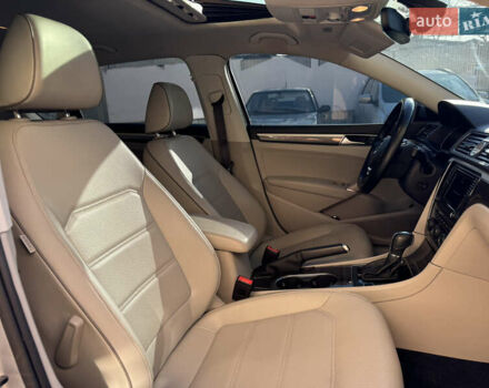 Синій Фольксваген Пассат, об'ємом двигуна 1.8 л та пробігом 93 тис. км за 13950 $, фото 29 на Automoto.ua