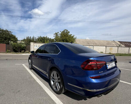 Синий Фольксваген Пассат, объемом двигателя 1.8 л и пробегом 118 тыс. км за 15900 $, фото 4 на Automoto.ua