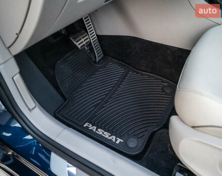 Синий Фольксваген Пассат, объемом двигателя 1.98 л и пробегом 98 тыс. км за 18000 $, фото 26 на Automoto.ua