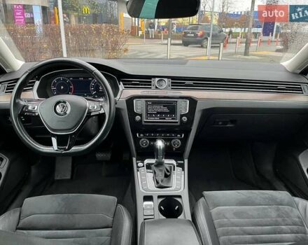 Синий Фольксваген Пассат, объемом двигателя 1.97 л и пробегом 66 тыс. км за 25990 $, фото 22 на Automoto.ua