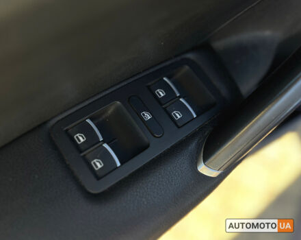 Синій Фольксваген Пассат, об'ємом двигуна 1.8 л та пробігом 127 тис. км за 15600 $, фото 17 на Automoto.ua