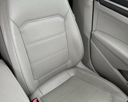 Синий Фольксваген Пассат, объемом двигателя 1.8 л и пробегом 160 тыс. км за 12950 $, фото 61 на Automoto.ua