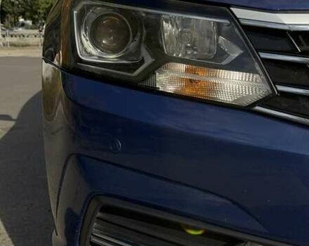 Синий Фольксваген Пассат, объемом двигателя 1.8 л и пробегом 152 тыс. км за 14000 $, фото 8 на Automoto.ua