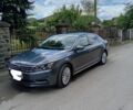 Синий Фольксваген Пассат, объемом двигателя 1.8 л и пробегом 120 тыс. км за 13000 $, фото 1 на Automoto.ua