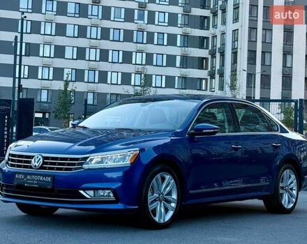 Синій Фольксваген Пассат, об'ємом двигуна 1.8 л та пробігом 248 тис. км за 13900 $, фото 5 на Automoto.ua