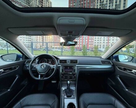 Синий Фольксваген Пассат, объемом двигателя 1.8 л и пробегом 246 тыс. км за 13900 $, фото 17 на Automoto.ua