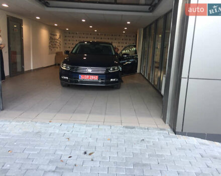 Синій Фольксваген Пассат, об'ємом двигуна 1.97 л та пробігом 66 тис. км за 29900 $, фото 2 на Automoto.ua