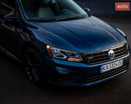 Синий Фольксваген Пассат, объемом двигателя 1.98 л и пробегом 98 тыс. км за 18000 $, фото 6 на Automoto.ua