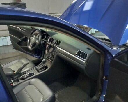 Синий Фольксваген Пассат, объемом двигателя 1.8 л и пробегом 135 тыс. км за 14700 $, фото 4 на Automoto.ua