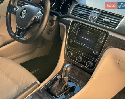 Синій Фольксваген Пассат, об'ємом двигуна 1.8 л та пробігом 93 тис. км за 13950 $, фото 30 на Automoto.ua