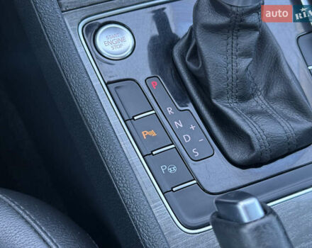 Синій Фольксваген Пассат, об'ємом двигуна 1.8 л та пробігом 248 тис. км за 13900 $, фото 26 на Automoto.ua