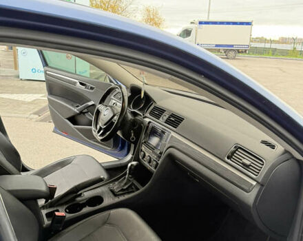 Синий Фольксваген Пассат, объемом двигателя 1.8 л и пробегом 276 тыс. км за 10999 $, фото 18 на Automoto.ua