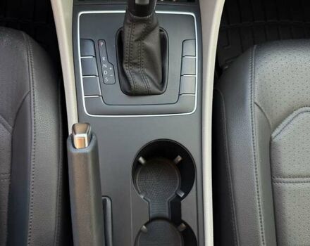 Синий Фольксваген Пассат, объемом двигателя 1.8 л и пробегом 152 тыс. км за 14000 $, фото 26 на Automoto.ua