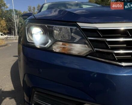 Синий Фольксваген Пассат, объемом двигателя 1.8 л и пробегом 152 тыс. км за 14000 $, фото 45 на Automoto.ua