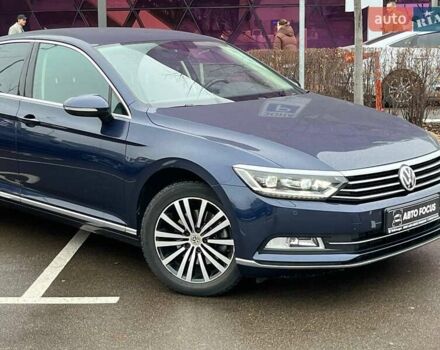 Синий Фольксваген Пассат, объемом двигателя 1.97 л и пробегом 66 тыс. км за 25990 $, фото 3 на Automoto.ua