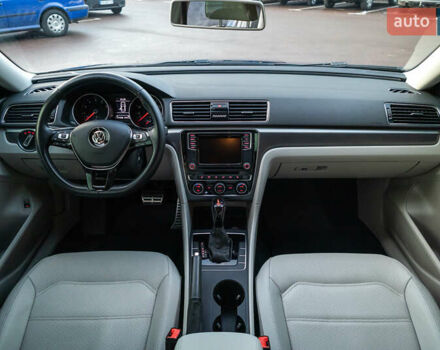 Синий Фольксваген Пассат, объемом двигателя 1.98 л и пробегом 98 тыс. км за 18000 $, фото 28 на Automoto.ua