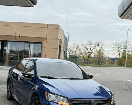 Синій Фольксваген Пассат, об'ємом двигуна 1.8 л та пробігом 276 тис. км за 10999 $, фото 5 на Automoto.ua