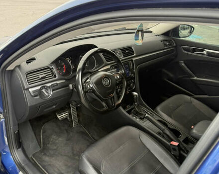 Синий Фольксваген Пассат, объемом двигателя 1.8 л и пробегом 276 тыс. км за 10999 $, фото 16 на Automoto.ua