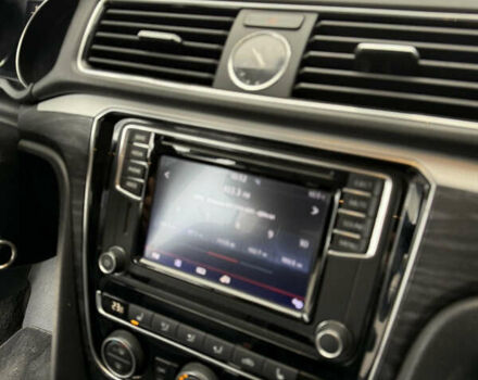 Синий Фольксваген Пассат, объемом двигателя 1.8 л и пробегом 276 тыс. км за 10999 $, фото 21 на Automoto.ua