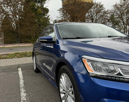 Синий Фольксваген Пассат, объемом двигателя 1.8 л и пробегом 160 тыс. км за 12950 $, фото 2 на Automoto.ua