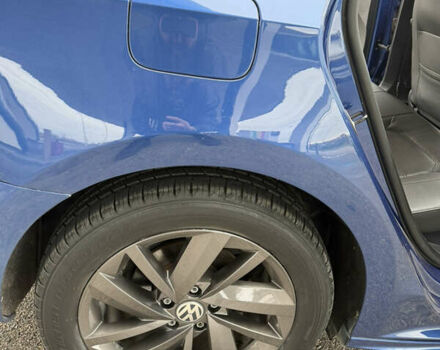 Синий Фольксваген Пассат, объемом двигателя 1.8 л и пробегом 276 тыс. км за 10999 $, фото 17 на Automoto.ua