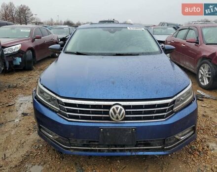 Синий Фольксваген Пассат, объемом двигателя 3.6 л и пробегом 83 тыс. км за 2900 $, фото 4 на Automoto.ua