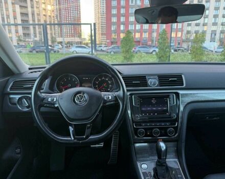 Синий Фольксваген Пассат, объемом двигателя 1.8 л и пробегом 246 тыс. км за 13900 $, фото 20 на Automoto.ua