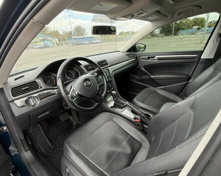 Синий Фольксваген Пассат, объемом двигателя 1.98 л и пробегом 181 тыс. км за 14500 $, фото 5 на Automoto.ua