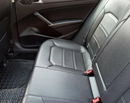 Синий Фольксваген Пассат, объемом двигателя 2 л и пробегом 71 тыс. км за 16500 $, фото 9 на Automoto.ua