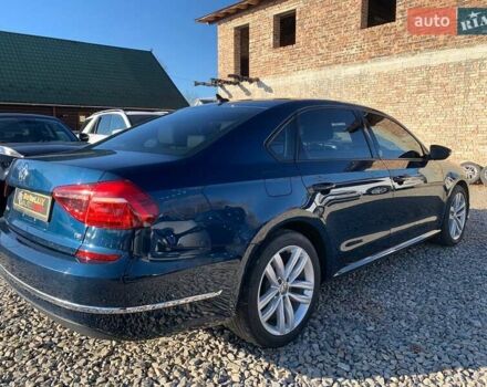 Фольксваген Пассат 2018 у Коломые на Automoto.ua Синій Фольксваген Пассат, об'ємом двигуна 1.98 л та пробігом 140 тис. км за 13699 $, фото 3 на Automoto.ua