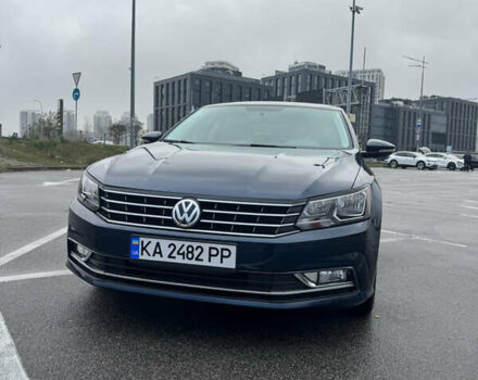 Синий Фольксваген Пассат, объемом двигателя 1.98 л и пробегом 124 тыс. км за 19000 $, фото 6 на Automoto.ua