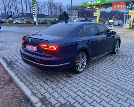 Синий Фольксваген Пассат, объемом двигателя 2 л и пробегом 145 тыс. км за 14300 $, фото 5 на Automoto.ua