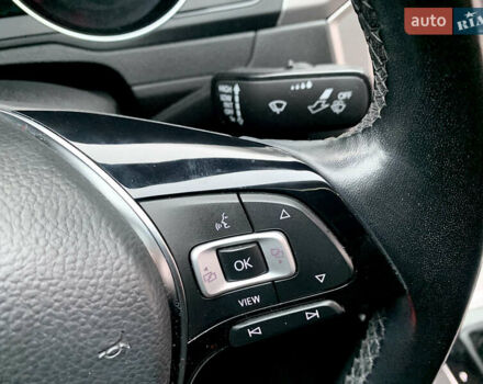 Синій Фольксваген Пассат, об'ємом двигуна 2 л та пробігом 115 тис. км за 19900 $, фото 36 на Automoto.ua