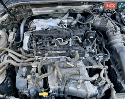 Синий Фольксваген Пассат, объемом двигателя 2 л и пробегом 111 тыс. км за 21500 $, фото 43 на Automoto.ua