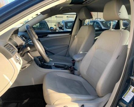 Фольксваген Пассат 2018 в Коломые на Automoto.ua Синий Фольксваген Пассат, объемом двигателя 2 л и пробегом 140 тыс. км за 13699 $, фото 21 на Automoto.ua