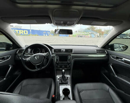 Синий Фольксваген Пассат, объемом двигателя 1.98 л и пробегом 181 тыс. км за 14500 $, фото 6 на Automoto.ua