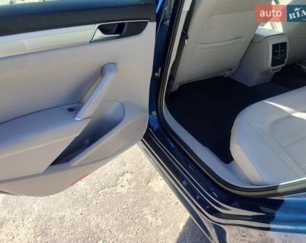 Синий Фольксваген Пассат, объемом двигателя 1.98 л и пробегом 157 тыс. км за 15800 $, фото 7 на Automoto.ua