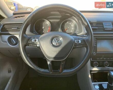 Фольксваген Пассат 2018 у Коломые на Automoto.ua Синій Фольксваген Пассат, об'ємом двигуна 1.98 л та пробігом 140 тис. км за 13699 $, фото 21 на Automoto.ua