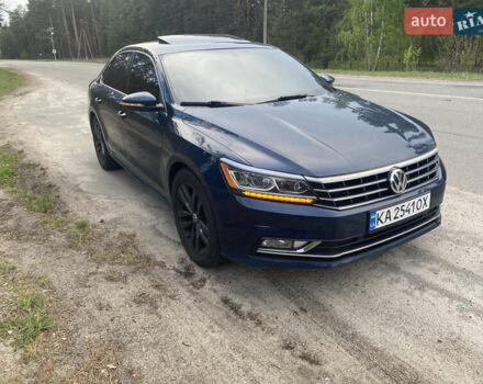 Синий Фольксваген Пассат, объемом двигателя 1.98 л и пробегом 104 тыс. км за 14500 $, фото 3 на Automoto.ua