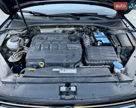 Синий Фольксваген Пассат, объемом двигателя 2 л и пробегом 113 тыс. км за 20800 $, фото 31 на Automoto.ua