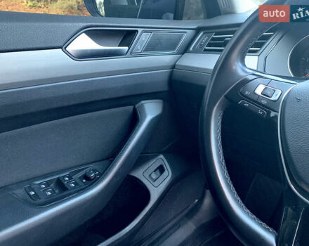 Синий Фольксваген Пассат, объемом двигателя 2 л и пробегом 113 тыс. км за 20800 $, фото 21 на Automoto.ua