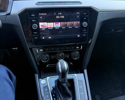 Синій Фольксваген Пассат, об'ємом двигуна 2 л та пробігом 226 тис. км за 20500 $, фото 22 на Automoto.ua