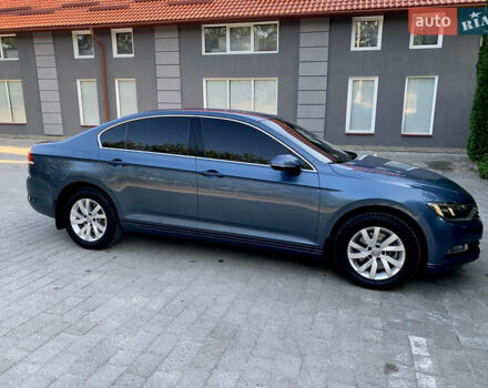 Синий Фольксваген Пассат, объемом двигателя 2 л и пробегом 111 тыс. км за 21500 $, фото 5 на Automoto.ua