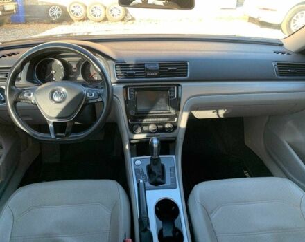 Фольксваген Пассат 2018 в Коломые на Automoto.ua Синий Фольксваген Пассат, объемом двигателя 2 л и пробегом 140 тыс. км за 13699 $, фото 19 на Automoto.ua