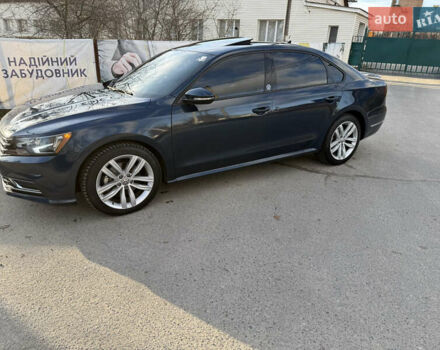 Синій Фольксваген Пассат, об'ємом двигуна 2 л та пробігом 121 тис. км за 16300 $, фото 2 на Automoto.ua