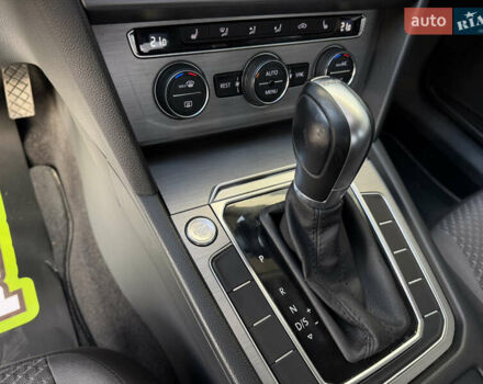 Синий Фольксваген Пассат, объемом двигателя 1.97 л и пробегом 55 тыс. км за 22000 $, фото 12 на Automoto.ua