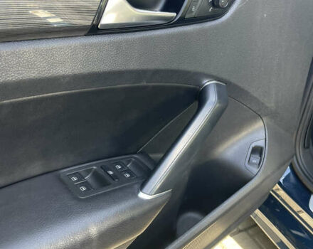 Синий Фольксваген Пассат, объемом двигателя 1.98 л и пробегом 89 тыс. км за 19300 $, фото 12 на Automoto.ua