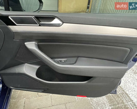 Синий Фольксваген Пассат, объемом двигателя 2 л и пробегом 332 тыс. км за 16599 $, фото 48 на Automoto.ua